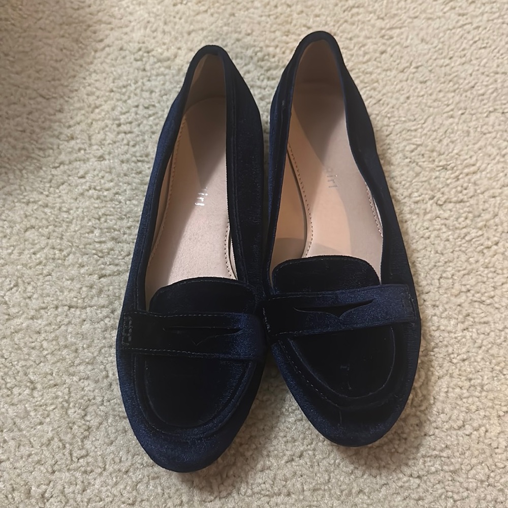 Blue velvet Steve Madden loafers